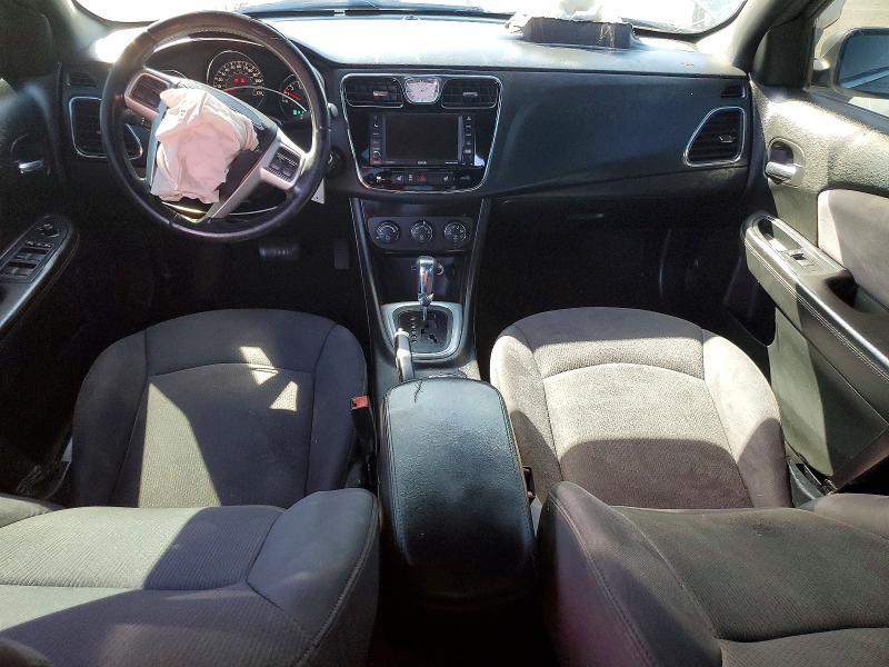 2013 Chrysler 200 Touring