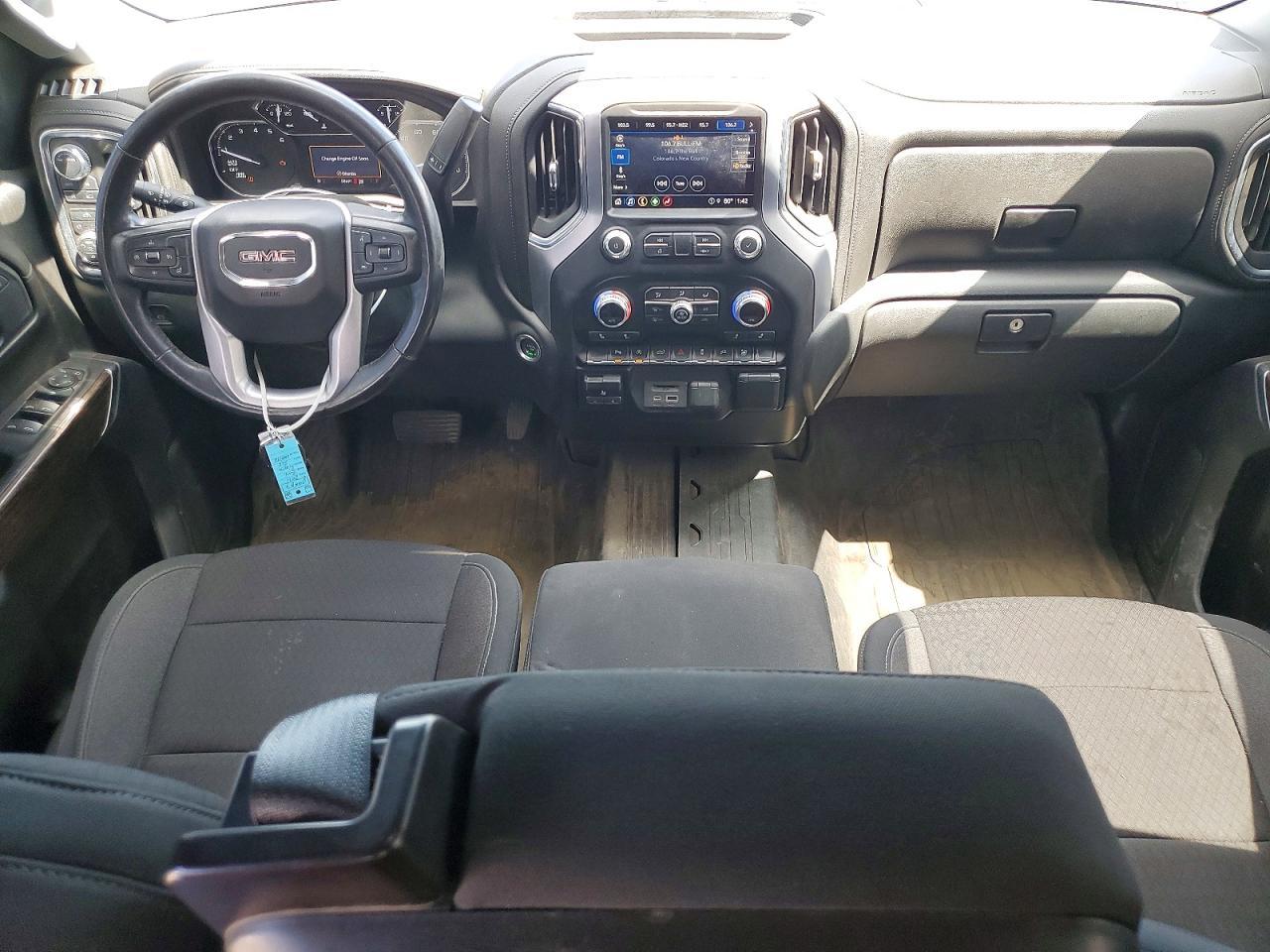 2021 GMC Sierra K1500 SLE