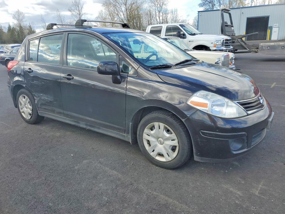 2011 Nissan Versa 1.8 s