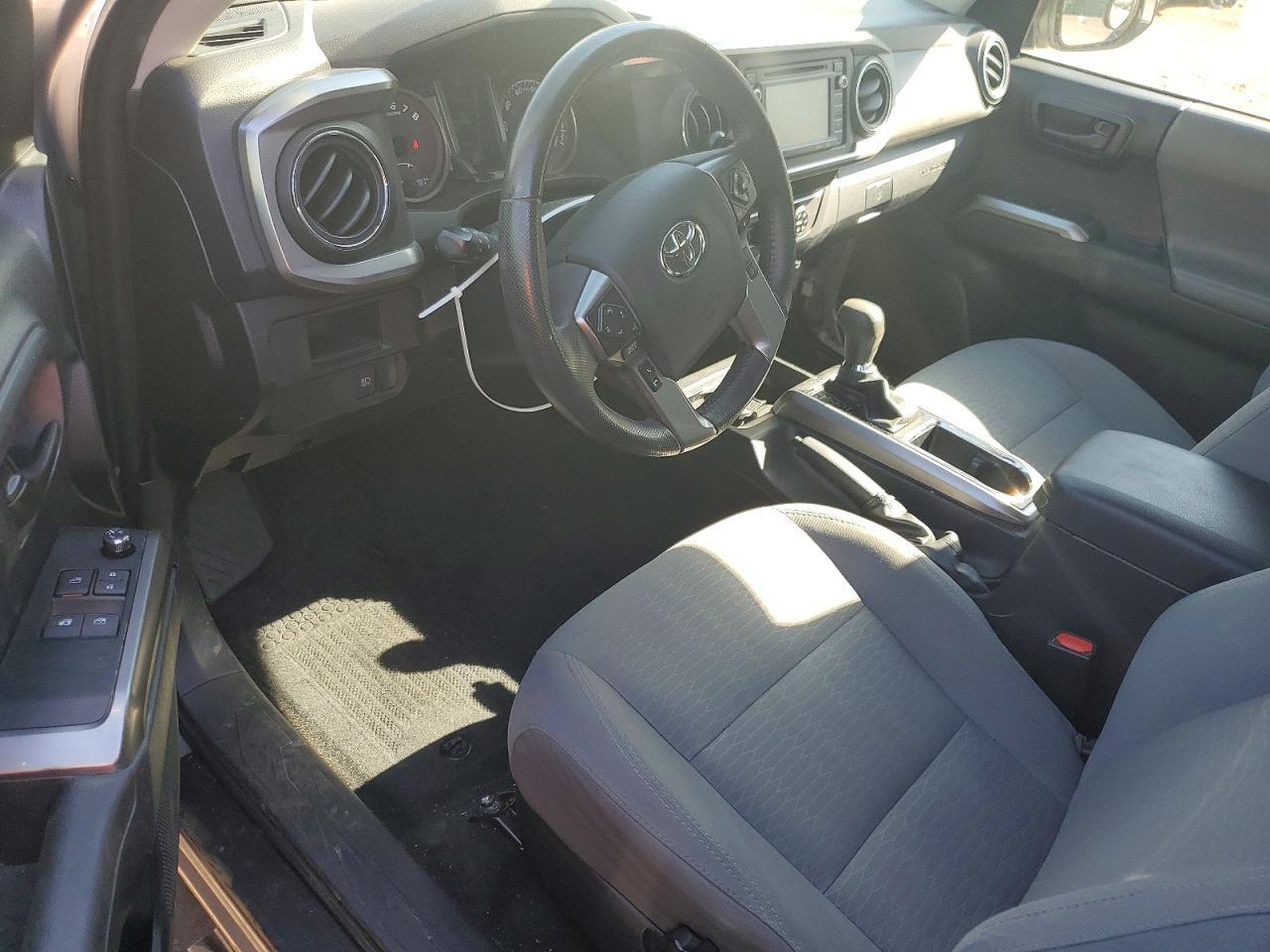 2018 Toyota Tacoma SR5