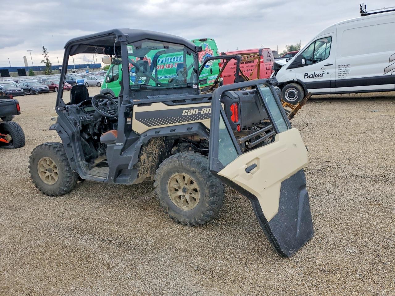 2023 Can-Am Defender Side BY SID
