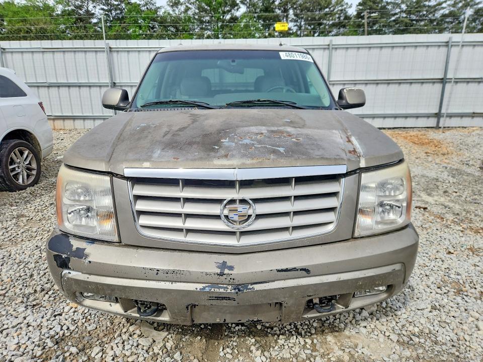 2002 Cadillac Escalade Luxury