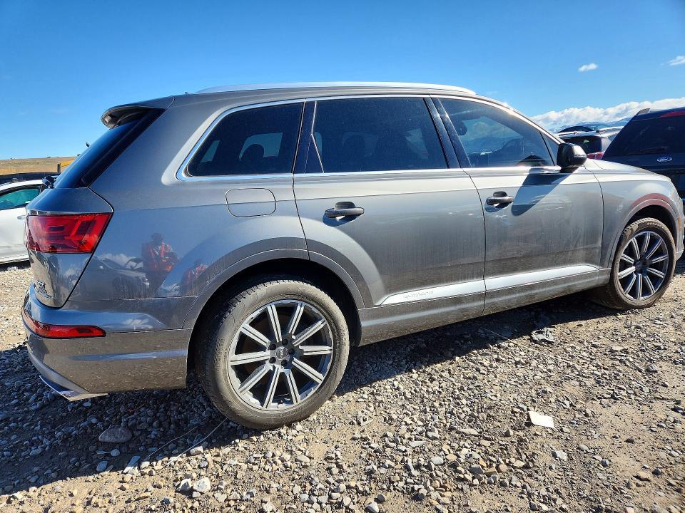 2017 Audi Q7 Premium Plus