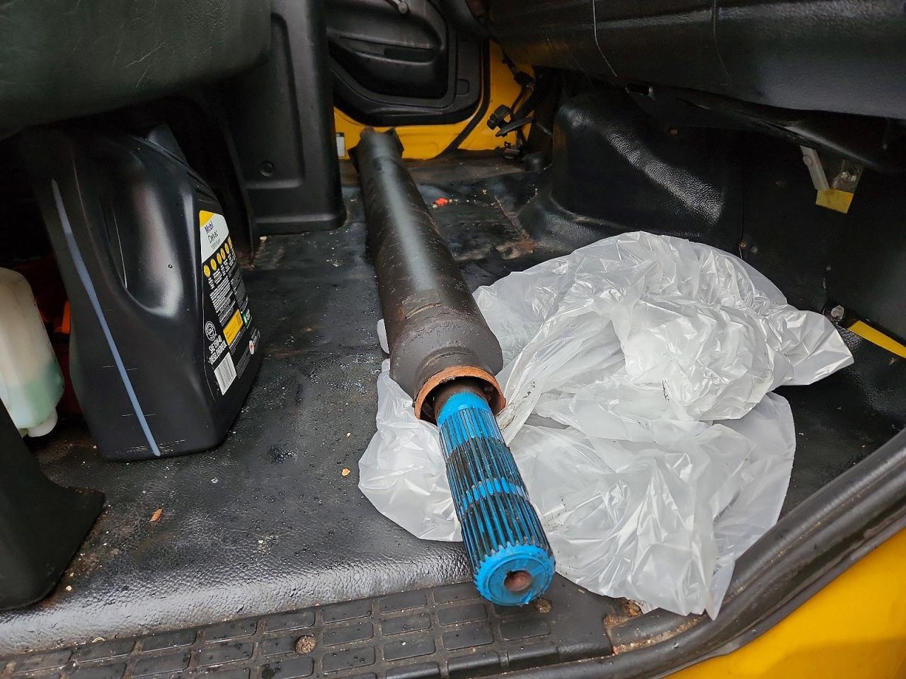 2015 Hino 258/268 BOX Truck