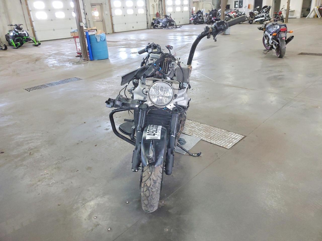 2022 Indian Motorcycle Co. Challenger Dark Horse