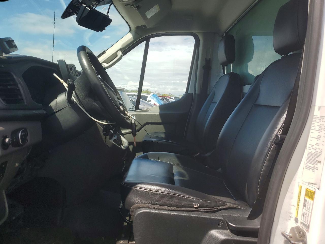 2021 Ford Transit Delivery Truck