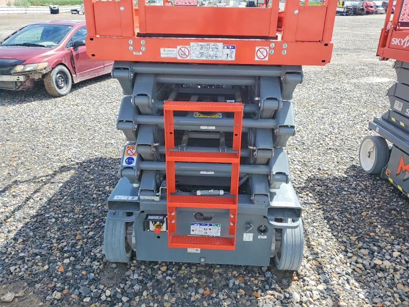 2025 Skyjack SJ4740 Scissor Lift
