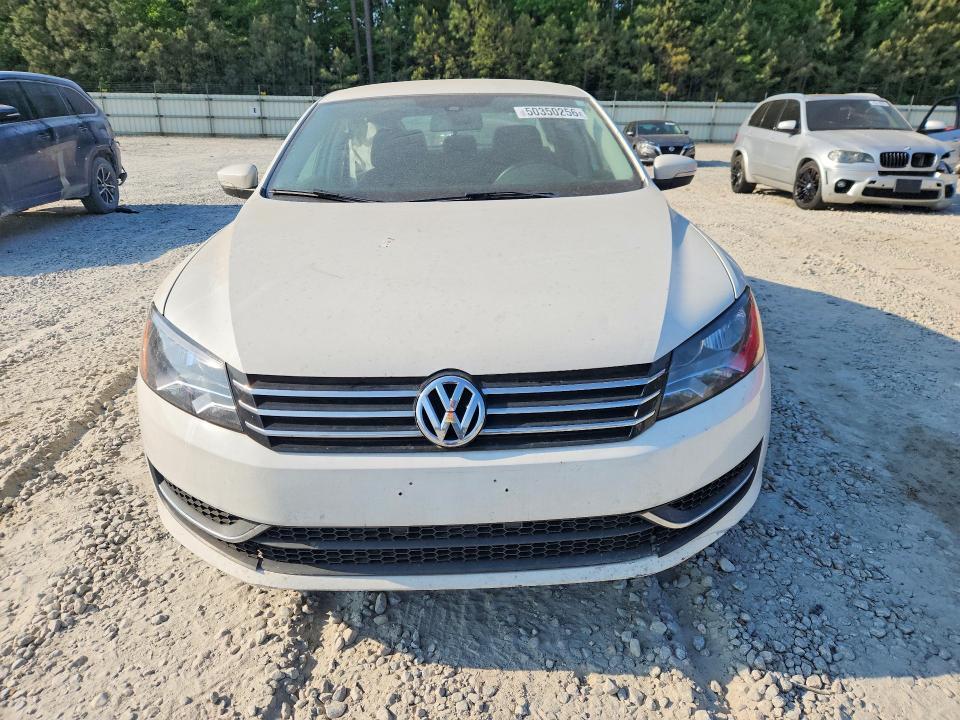 2014 Volkswagen Passat s