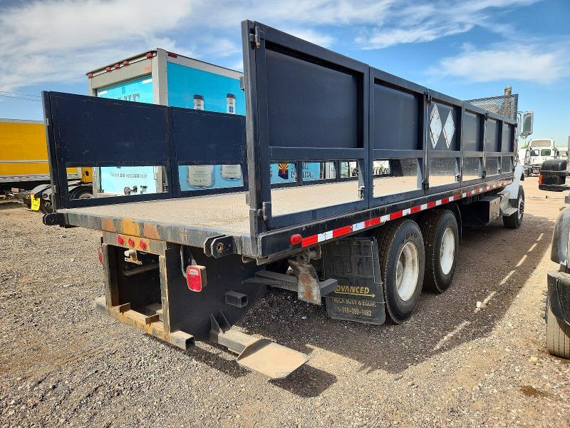 2013 Peterbilt 348