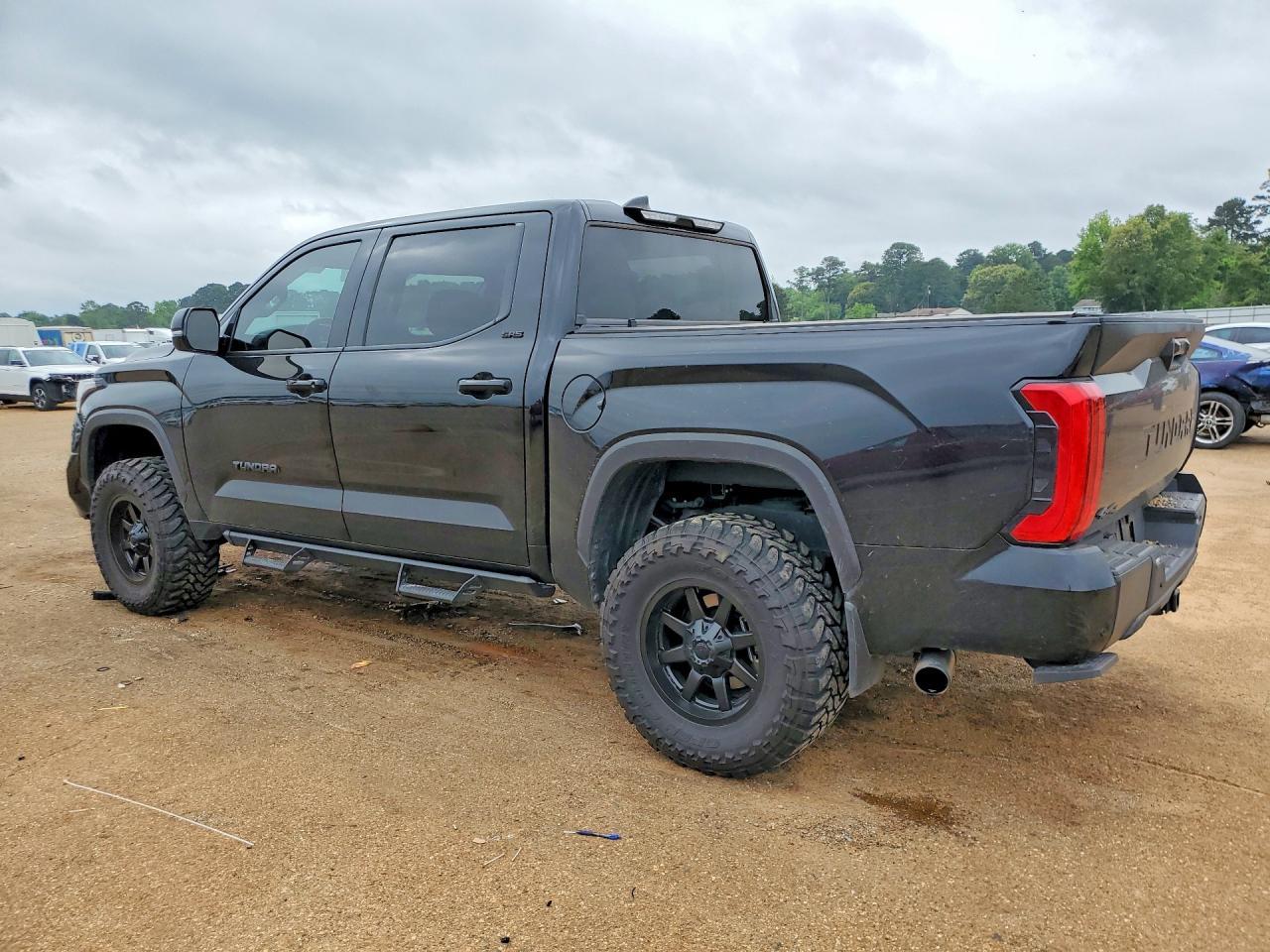 2025 Toyota Tundra SR5