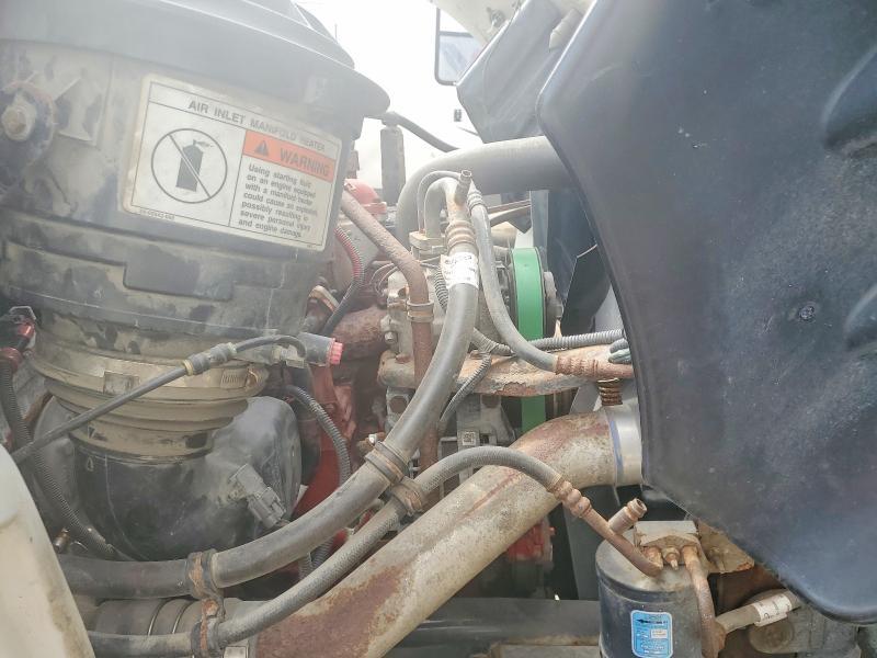 2016 Freightliner Business Class M2 Flatbed Truck