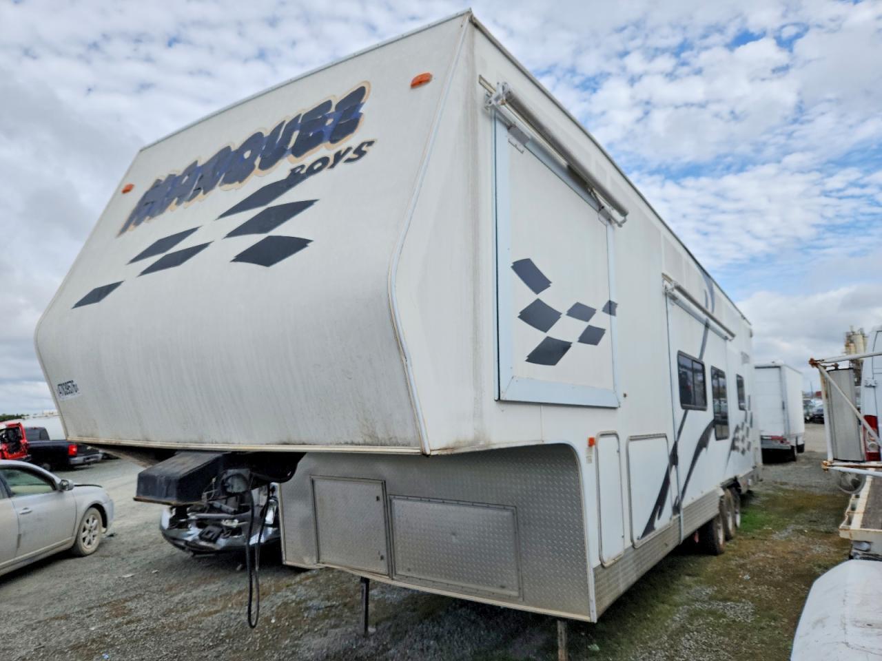 2006 Tahoe 2006 Transport Marquez Camper