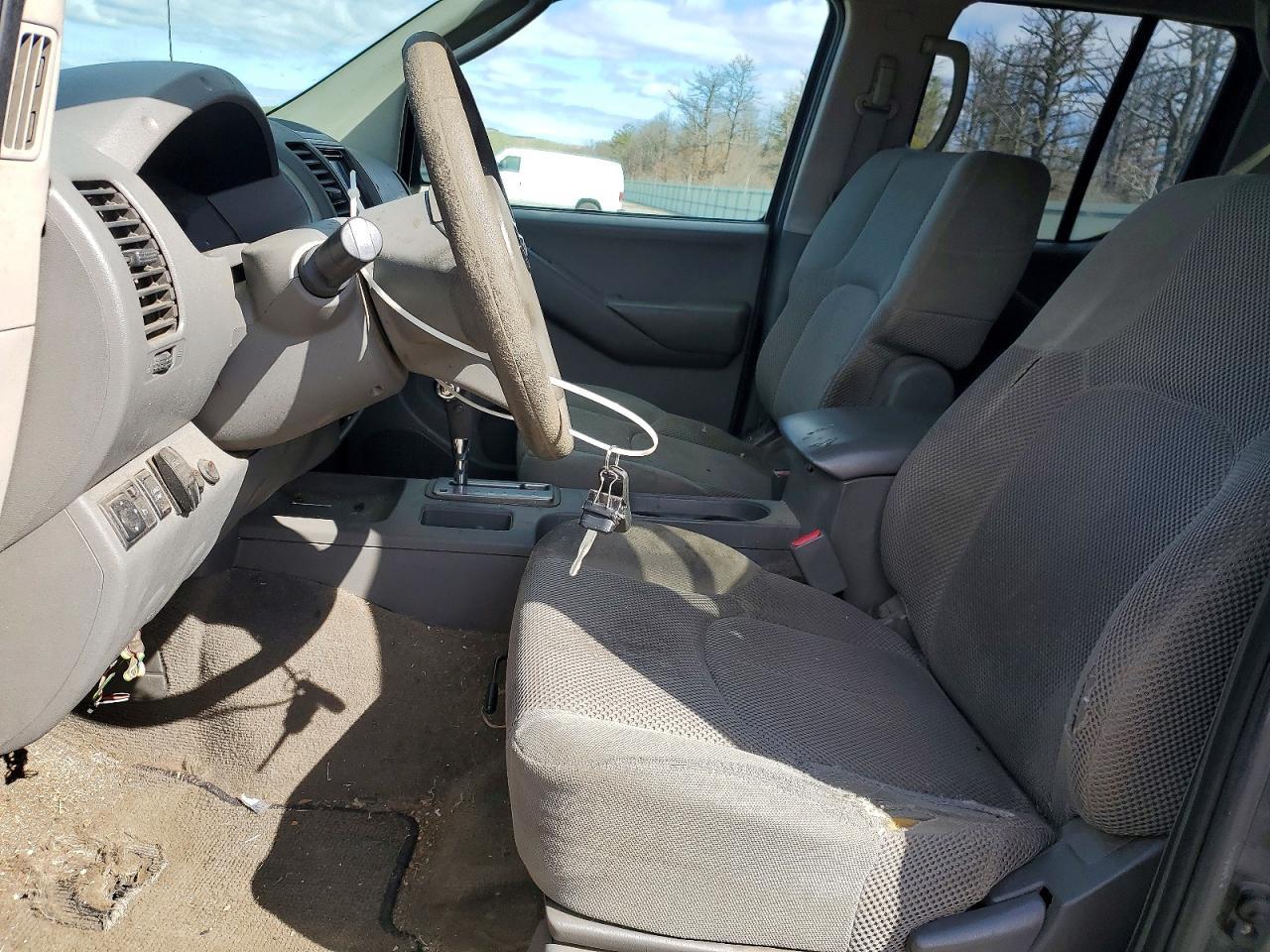 2006 Nissan Frontier SE