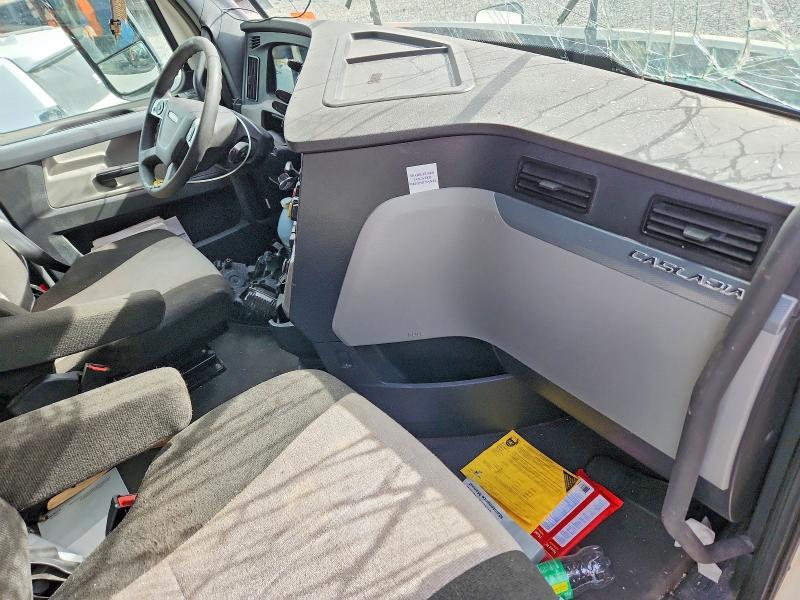 2021 Freigliner 2021 Freightliner Cascadia 126 Semi Truck