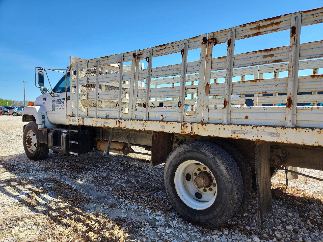 2000 Chevrolet C-SERIES C7H042