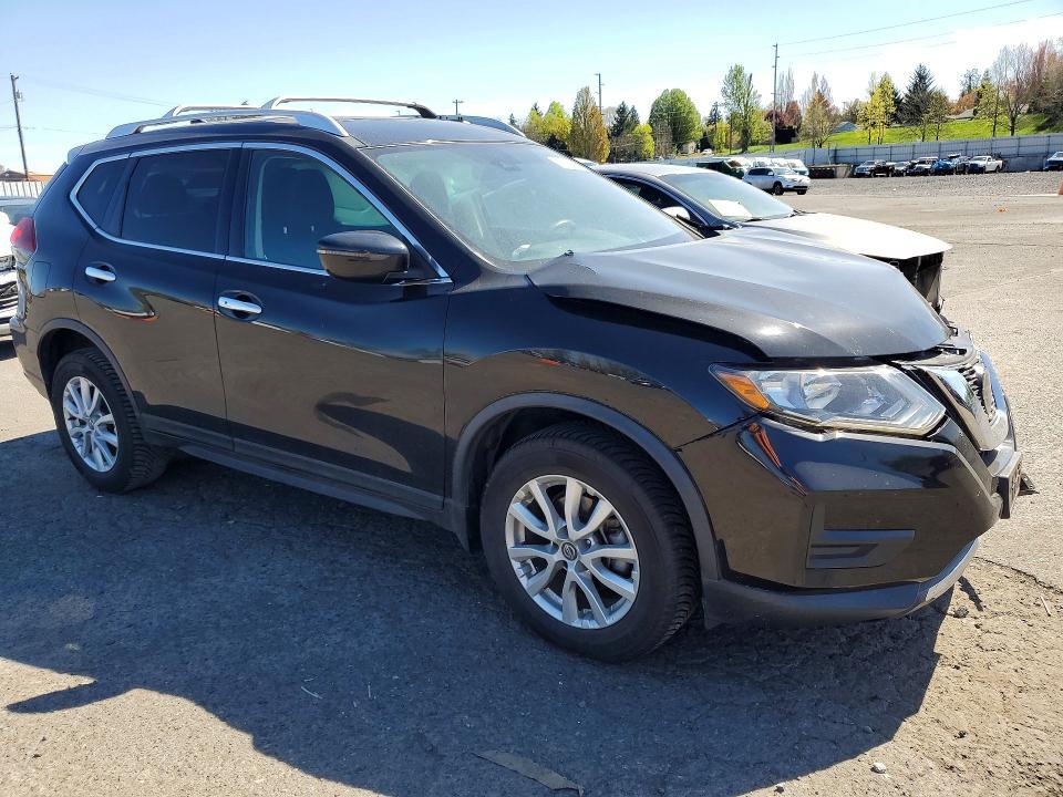 2020 Nissan Rogue sv