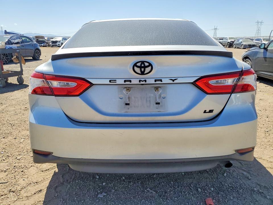 2018 Toyota Camry le