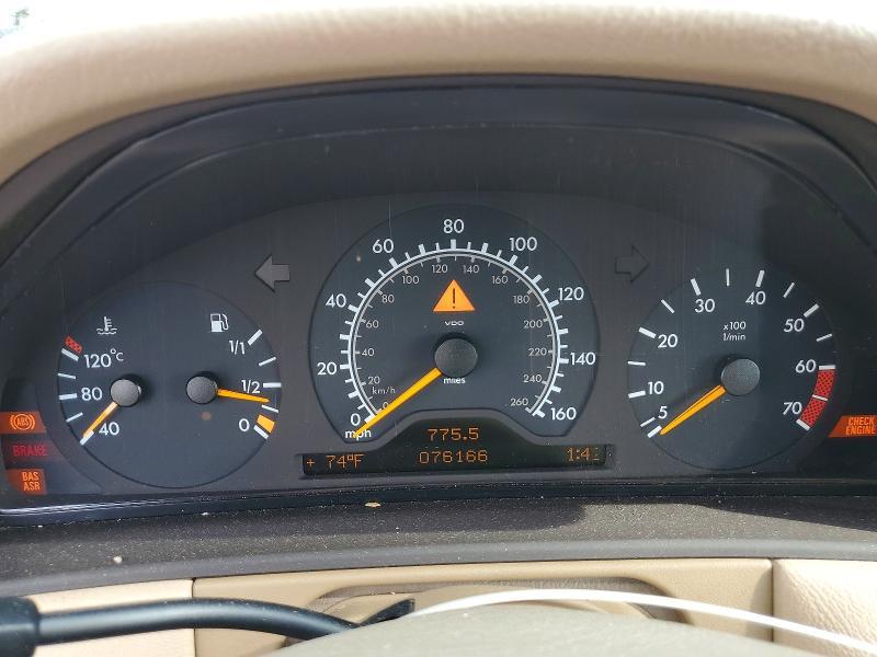 1999 Mercedes-Benz E 320