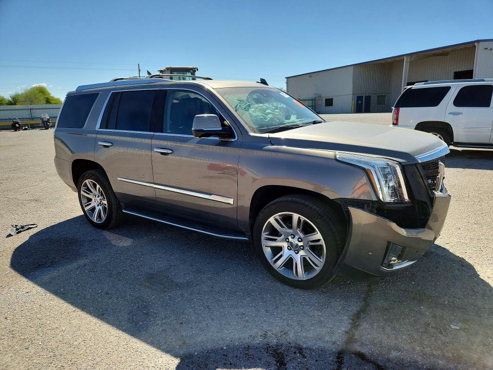 2017 Cadillac Escalade Luxury