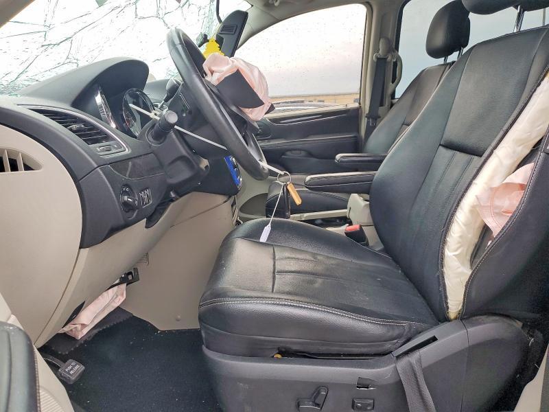 2013 Chrysler Town & Country Touring