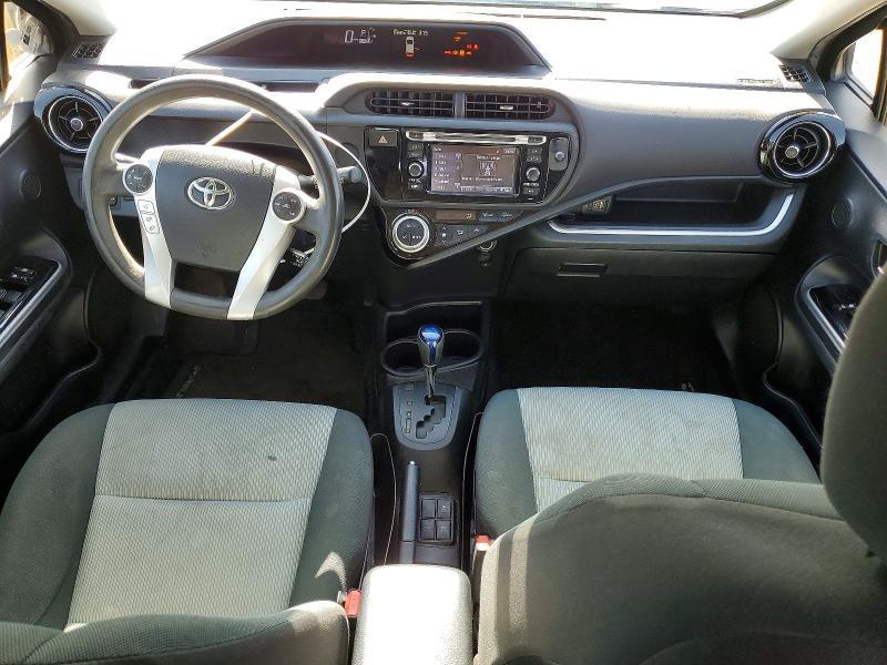 2016 Toyota Prius c Persona Special Edition