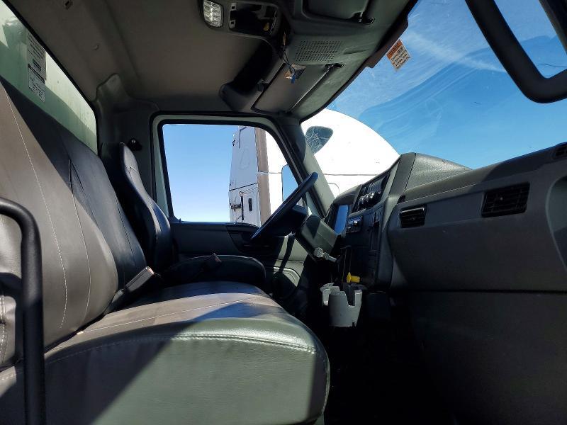 2024 International MV607 BOX Truck