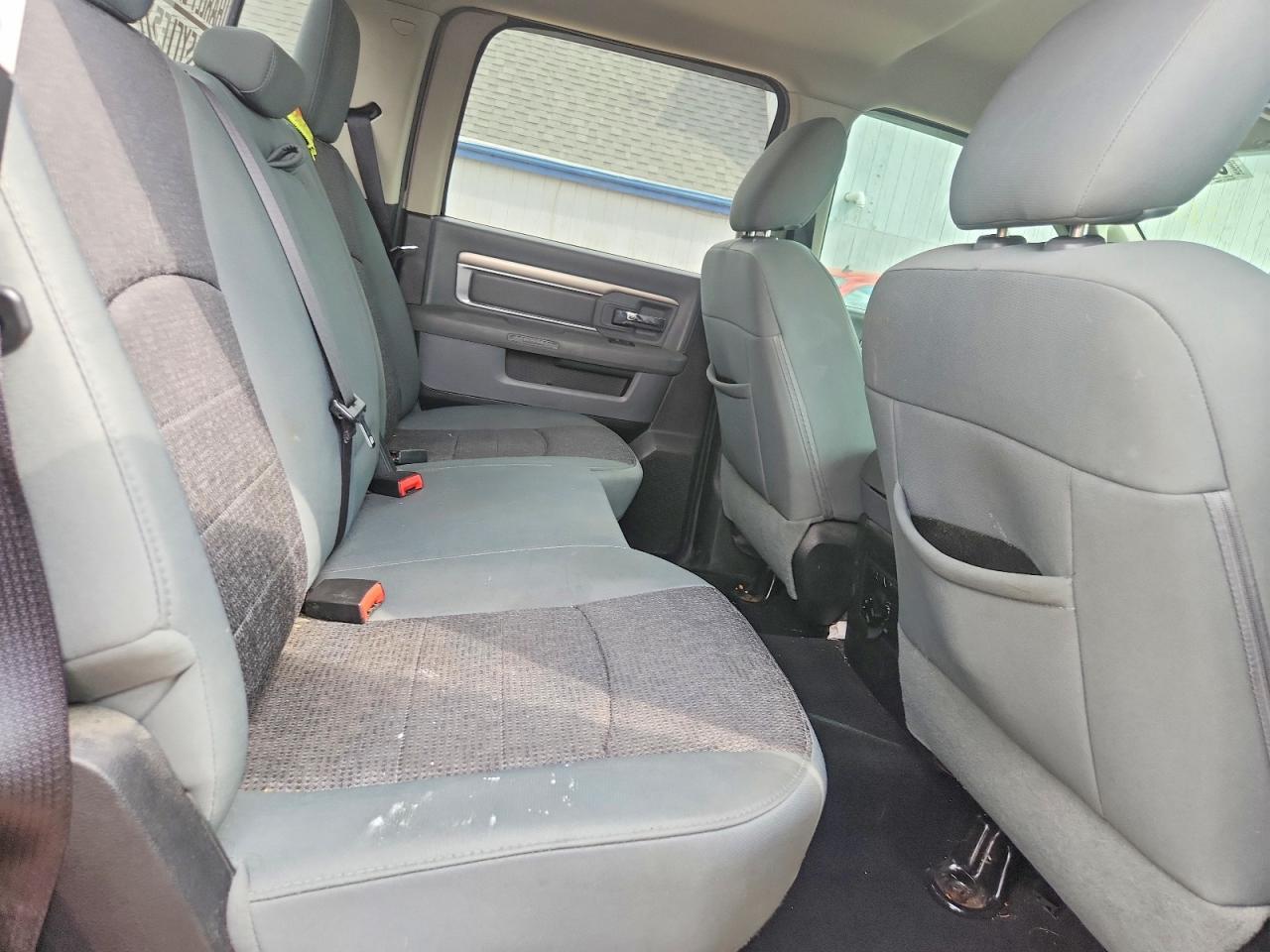 2015 Dodge RAM 1500 SLT
