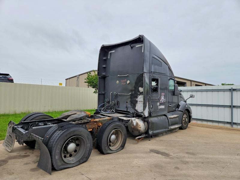 2019 Kenworth Construction T680