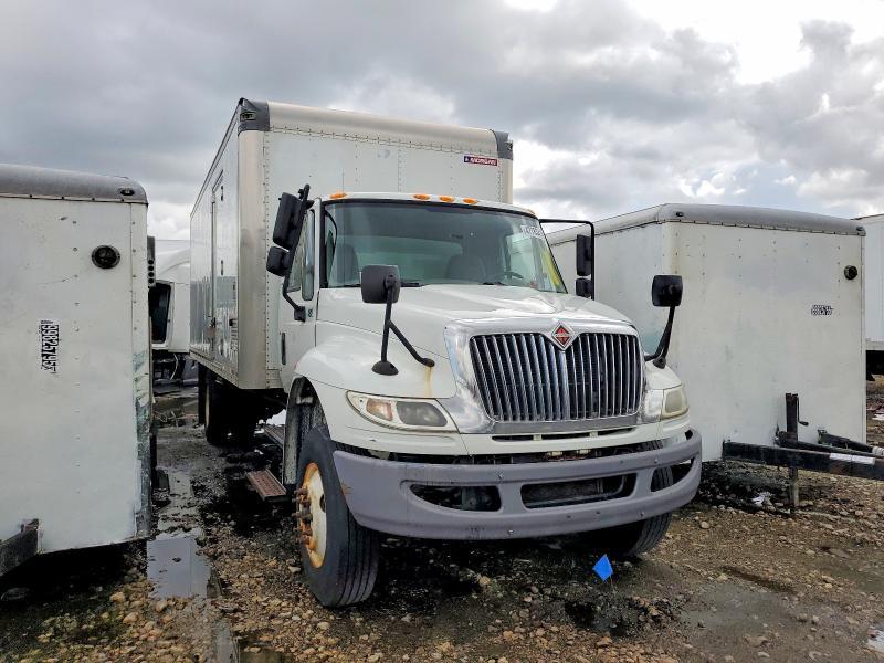 2016 International 4300 BOX Truck
