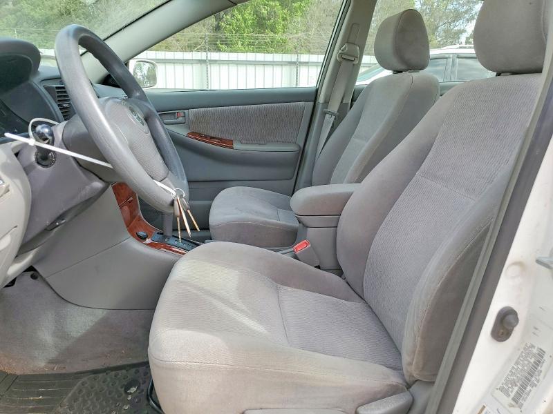 2005 Toyota Corolla le