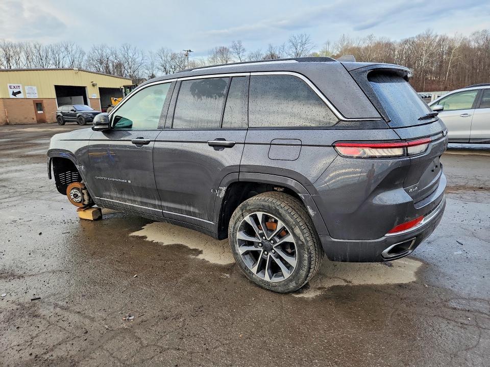 2022 Jeep Grand Cherokee Overland