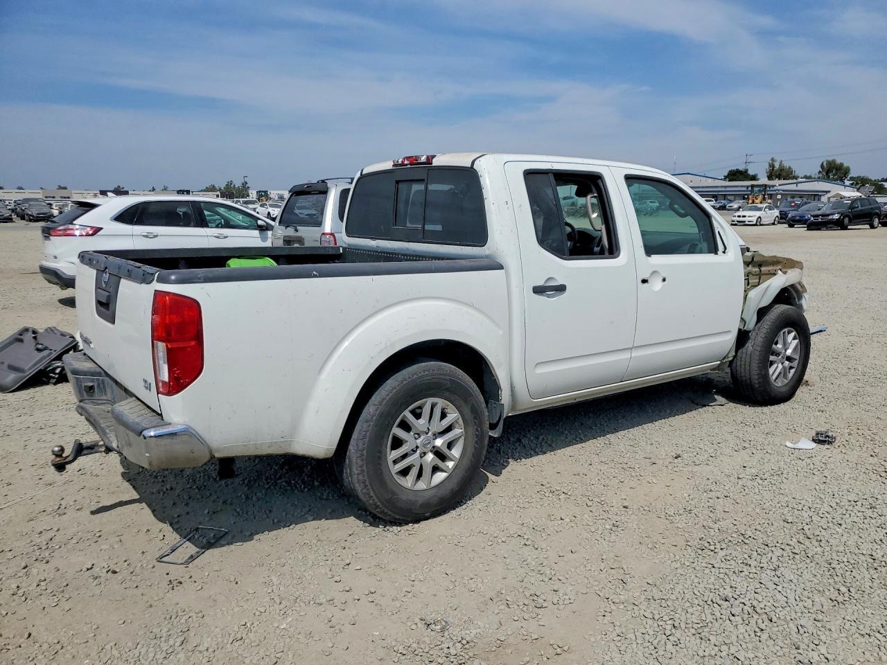 2018 Nissan Frontier SV