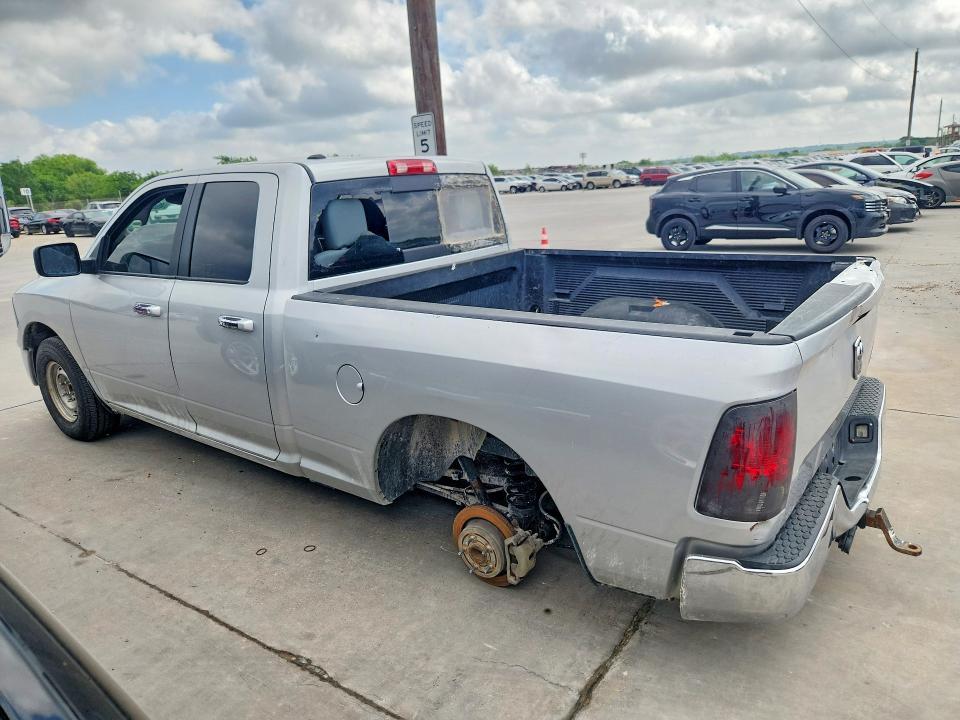 2016 Dodge Ram 1500 slt