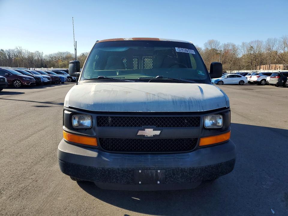 2008 Chev Express G2500