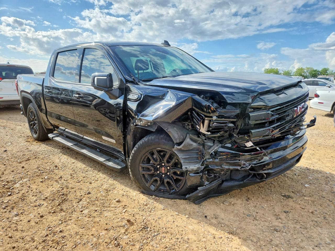 2024 GMC Sierra K1500 Elevation