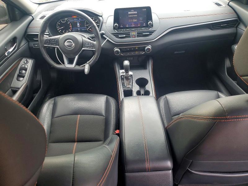 2022 Nissan Altima sr