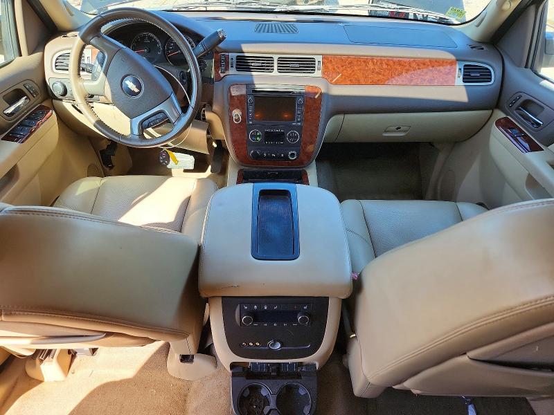 2010 Chevrolet Suburban K1500 ltz