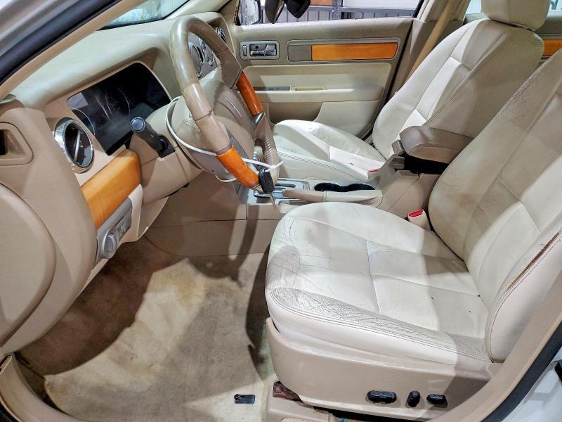 2007 Lincoln Townhouse MKZ