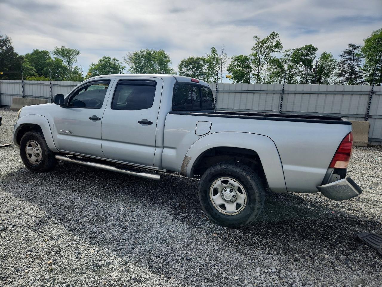 2005 Toyota Tacoma Double Cab Prerunner Long BED