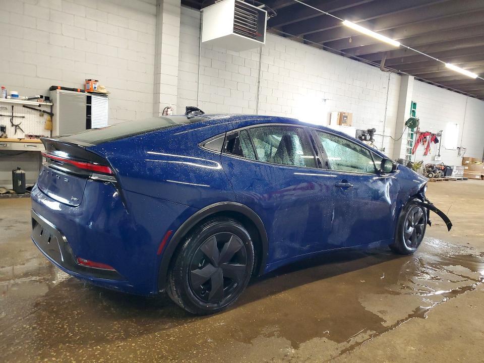 2026 Toyota Prius le