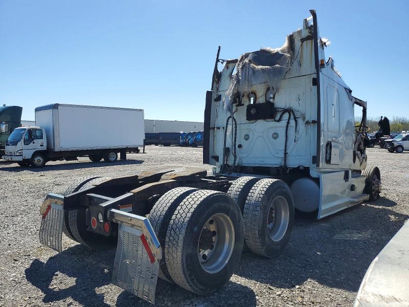 2017 Freigliner 2017 Freightliner Cascadia 125 Semi Truck