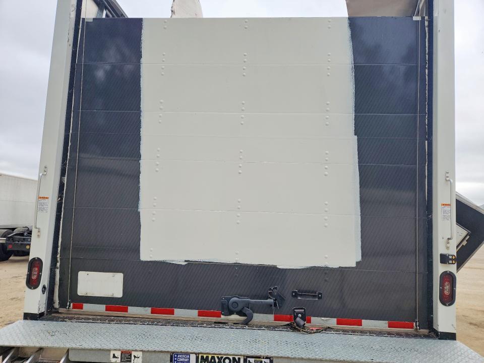 2023 Freigliner 2023 Freightliner Business Class M2 BOX Truck