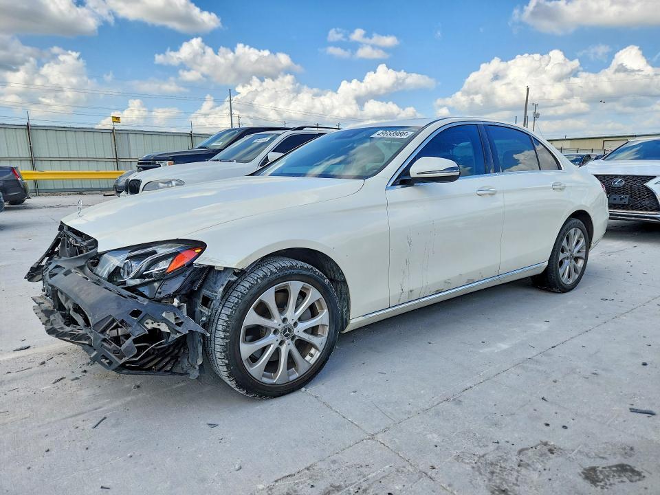 2017 Mercedes-Benz E 300