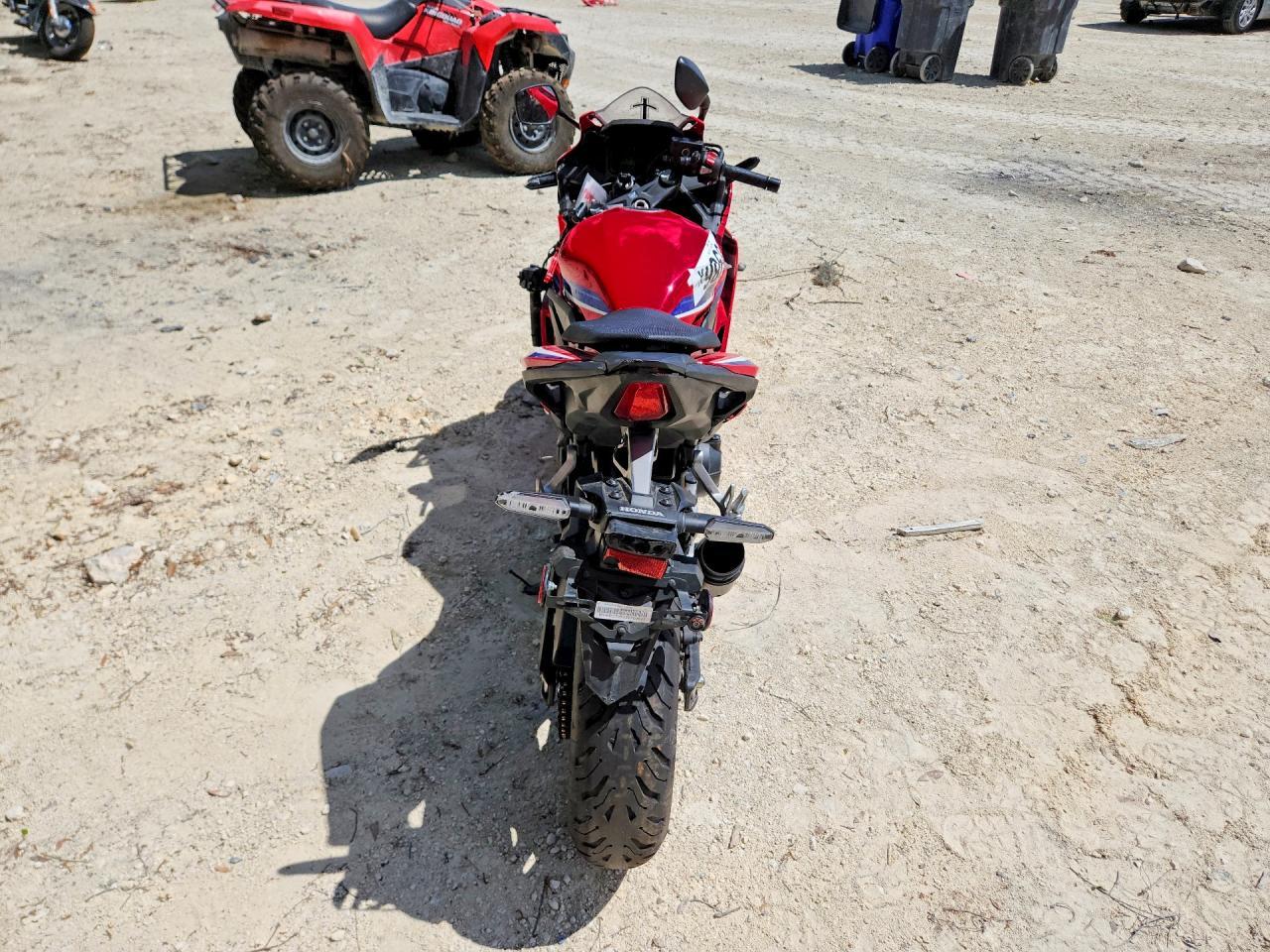 2025 Honda CBR500 RA