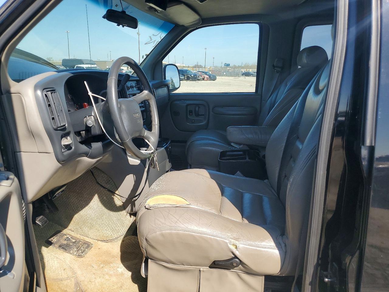 2000 GMC Savana RV G2500