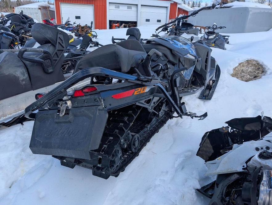 2026 Skidoo Skandic le 600 efi rer