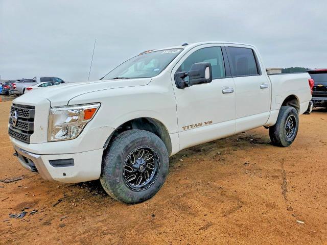 2020 Nissan Titan SV