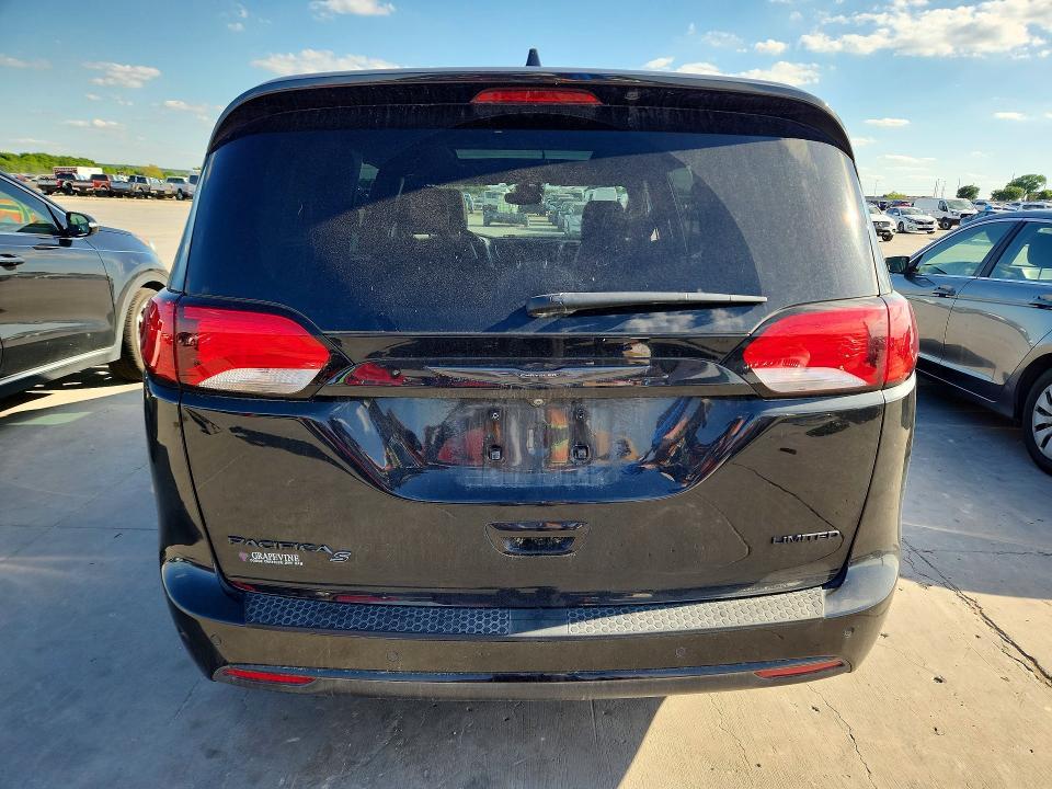2018 Chrysler Pacifica Limited