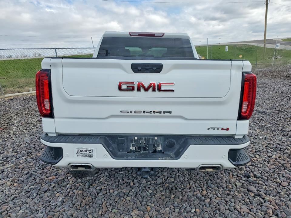 2025 GMC Sierra K1500 AT4