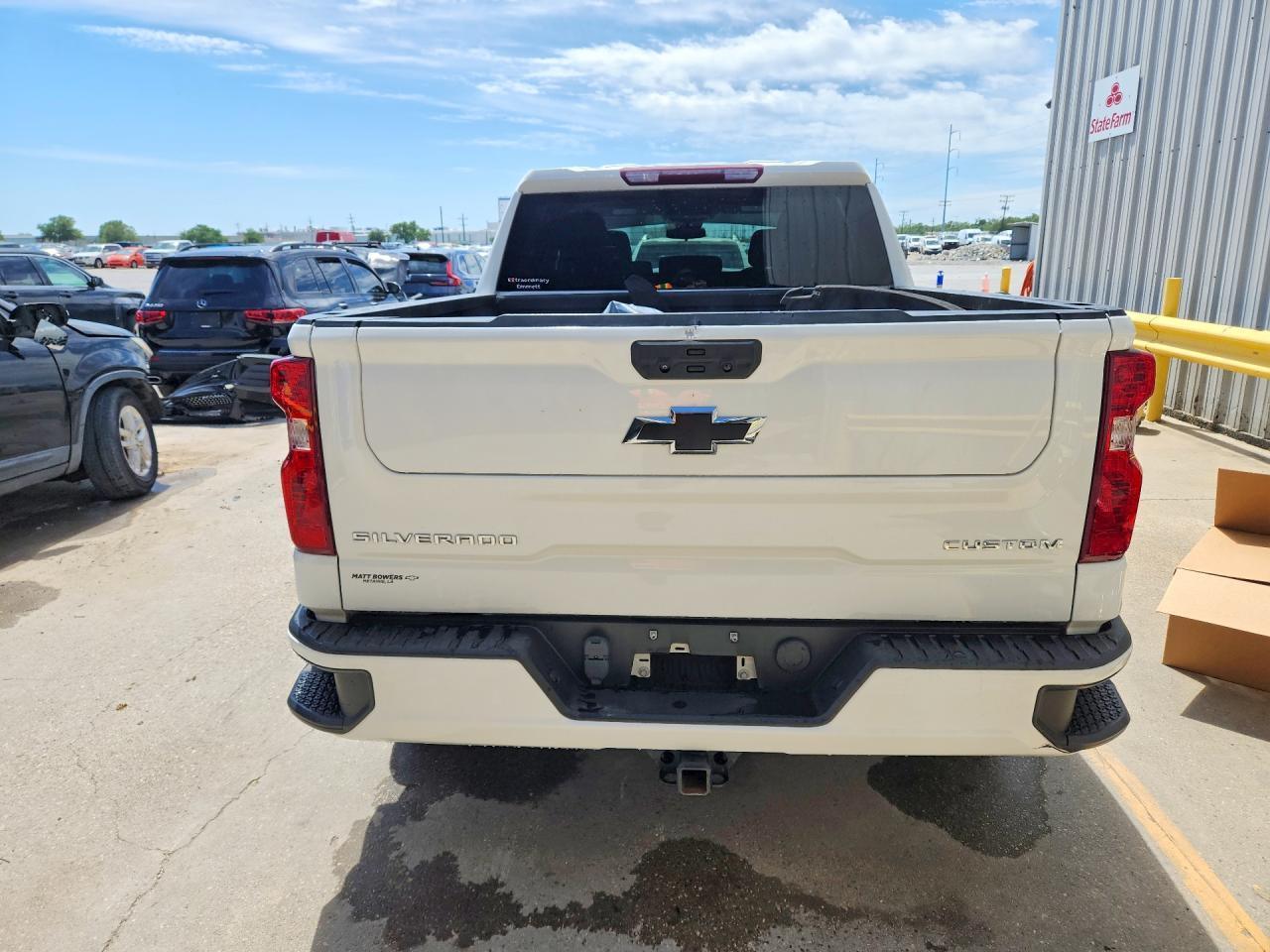 2023 Chevrolet Silverado C1500 Custom